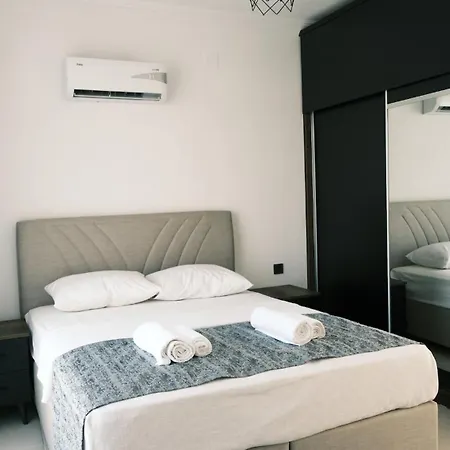 Airport With Private Pool 2 Villa Dalaman
